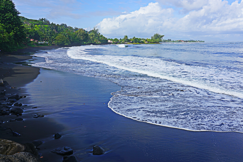 Spiaggia nera Tahiti