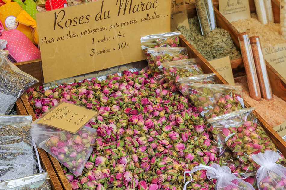 Vendita rose damascene Marocco